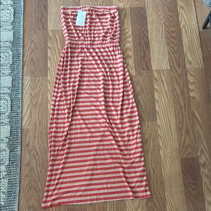 Amour Vert Tube Maxi Dress